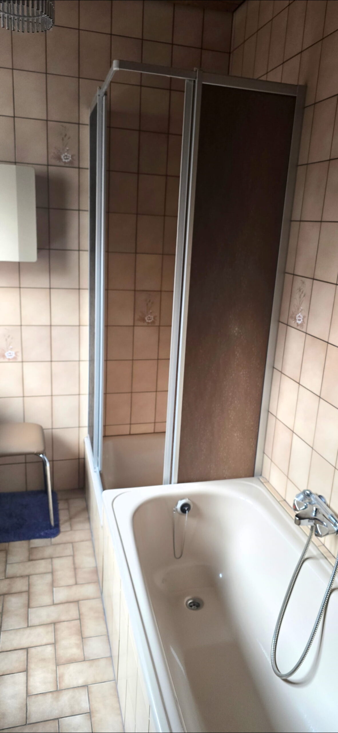 Wannenbereich vor dem Umbau